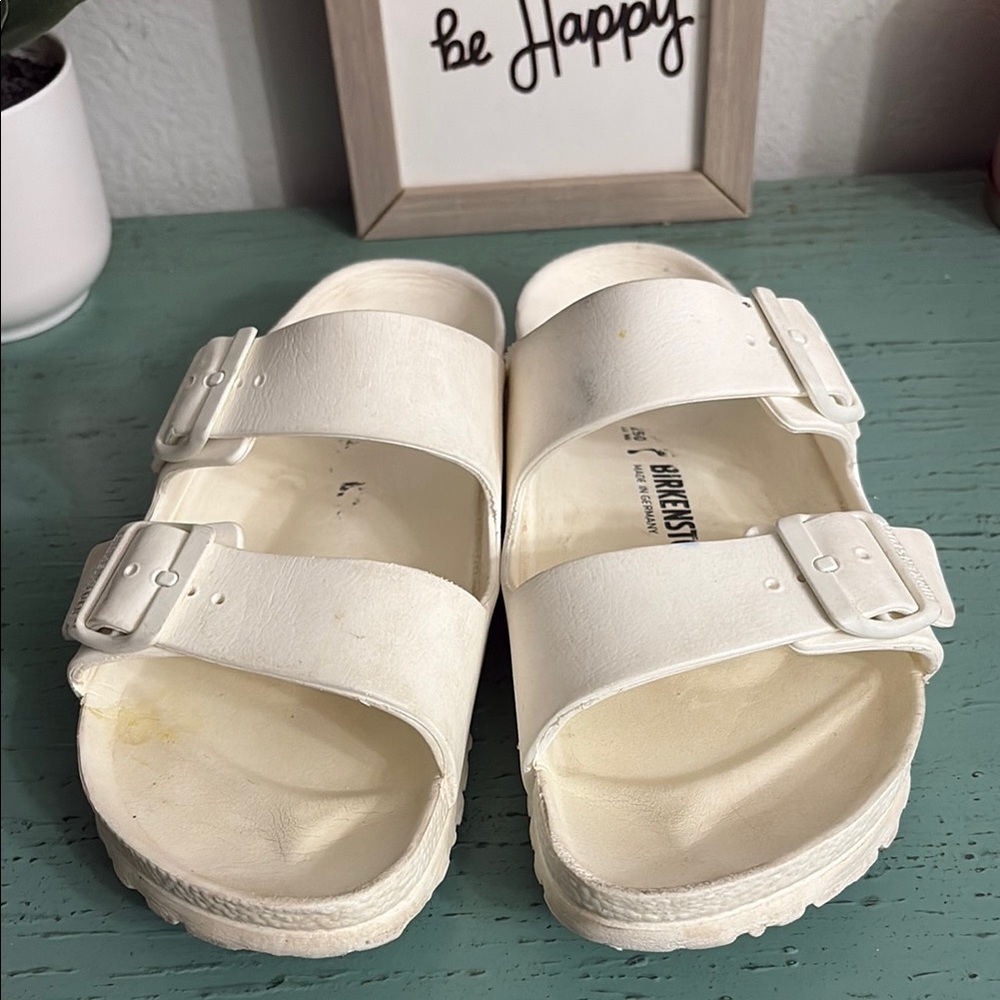 Birkenstock Classic White Sandals SZ L 8 box 117